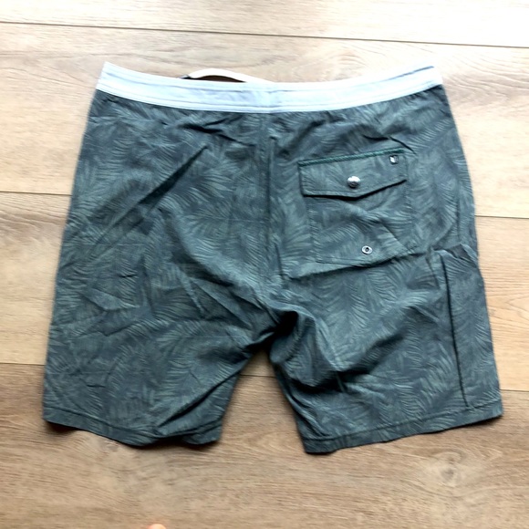 Linksoul Boardshorts - green- size 34 - Picture 2 of 3